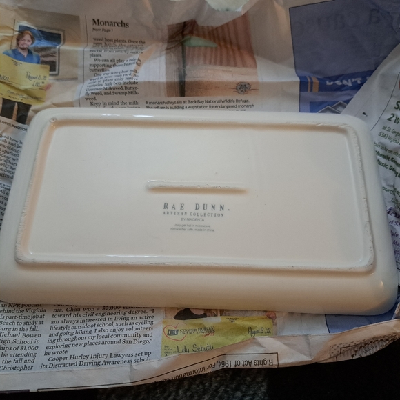 Rae Dunn trinkets tray/ plate - Picture 2 of 2